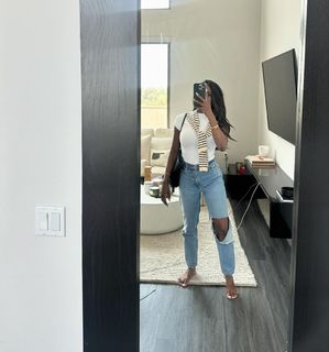 Brooke Thomas feet photo 20