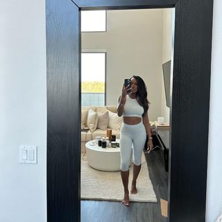 Brooke Thomas feet photo 18