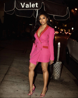 Brooke Valentine feet photo 7