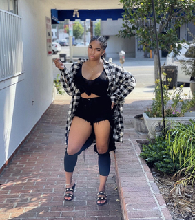 Brooke Valentine feet photo 6
