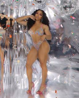 Brooke Valentine feet photo 19