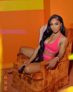 Brooke Valentine feet photo 12