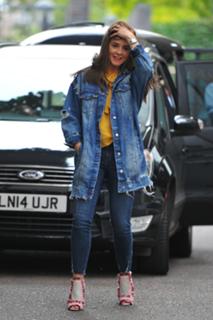 Brooke Vincent feet photo thumbnail