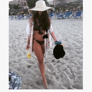 Brooke Vincent feet photo thumbnail