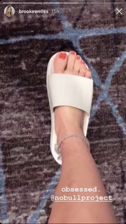 Brooke Wells feet photo 3