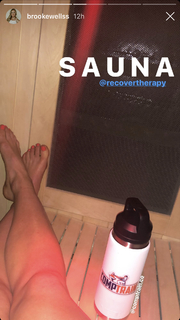 Brooke Wells feet photo 11