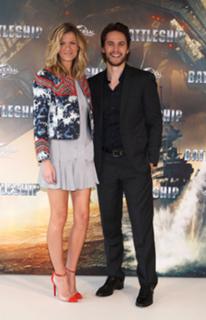 Brooklyn Decker feet photo thumbnail