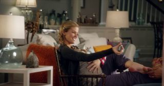 Brooklyn Decker feet photo thumbnail