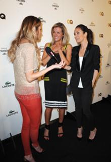 Brooklyn Decker feet photo thumbnail