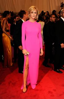 Brooklyn Decker feet photo thumbnail