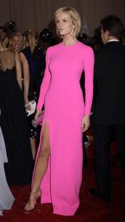 Brooklyn Decker feet photo thumbnail