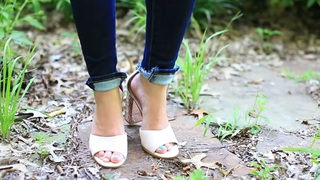 Brooklyn McKnight feet photo 3