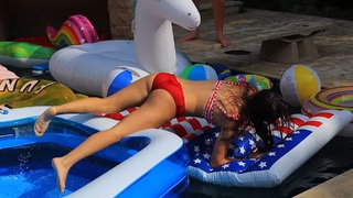 Brooklyn McKnight feet photo 1