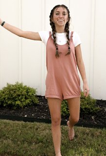 Brooklyn McKnight feet photo 6