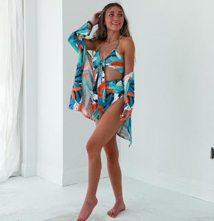 Brooklyn McKnight feet photo 3