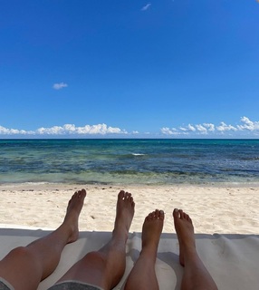 Brooklyn McKnight feet photo 12