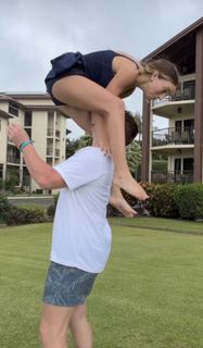 Brooklyn McKnight feet photo 1