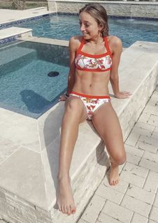 Brooklyn McKnight feet photo 9