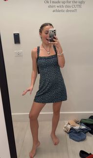 Brooklyn McKnight feet photo 5