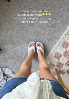 Brooklyn McKnight feet photo 15