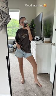 Brooklyn McKnight feet photo 12