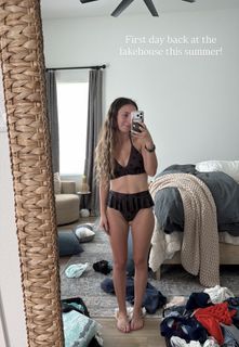 Brooklyn McKnight feet photo 9