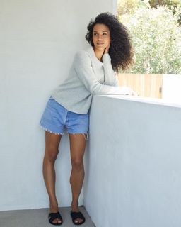 Brooklyn Sudano feet photo thumbnail