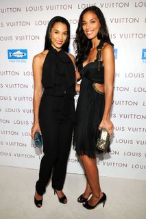 Brooklyn Sudano feet photo thumbnail