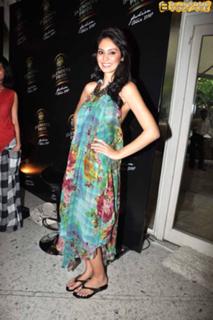 Bruna Abdalah feet photo 1
