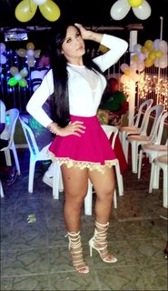 Bruna Butterfly feet photo 2