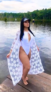 Bruna Butterfly feet photo 11