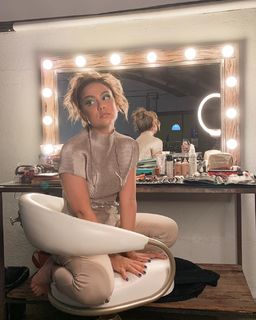Bruna Carvalho feet photo thumbnail