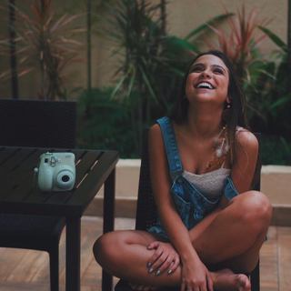 Bruna Carvalho feet photo thumbnail
