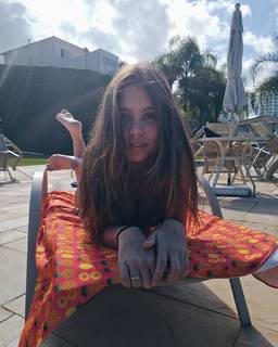 Bruna Carvalho feet photo thumbnail
