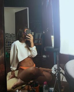 Bruna Carvalho feet photo thumbnail