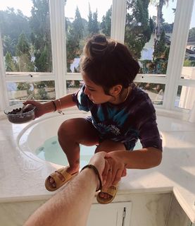 Bruna Carvalho feet photo thumbnail
