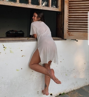 Bruna Carvalho feet photo thumbnail
