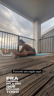Bruna Carvalho feet photo thumbnail