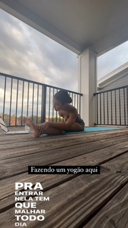 Bruna Carvalho feet photo thumbnail
