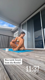 Bruna Carvalho feet photo thumbnail