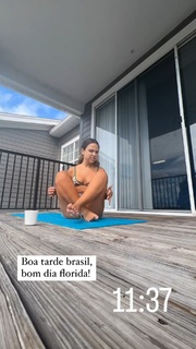 Bruna Carvalho feet photo thumbnail
