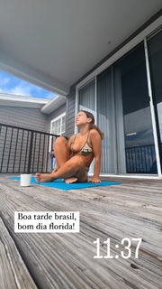 Bruna Carvalho feet photo thumbnail