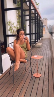 Bruna Carvalho feet photo thumbnail