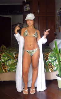 Bruna Carvalho feet photo thumbnail