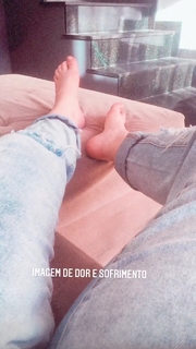 Bruna Dos Anjos feet photo 17