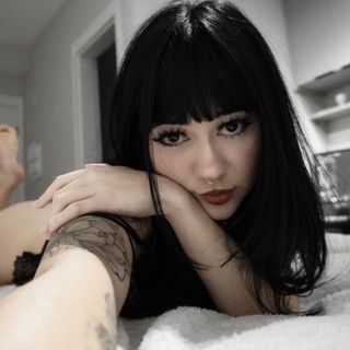 Bruna Dos Anjos feet photo 3