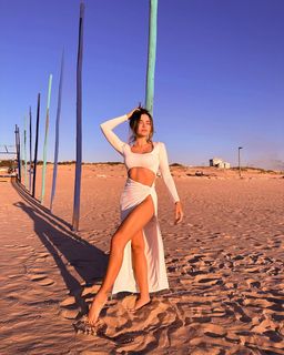 Bruna Gomes feet photo 14