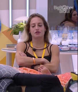 Bruna Griphao feet photo thumbnail