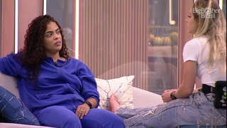 Bruna Griphao feet photo thumbnail