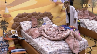 Bruna Griphao feet photo thumbnail